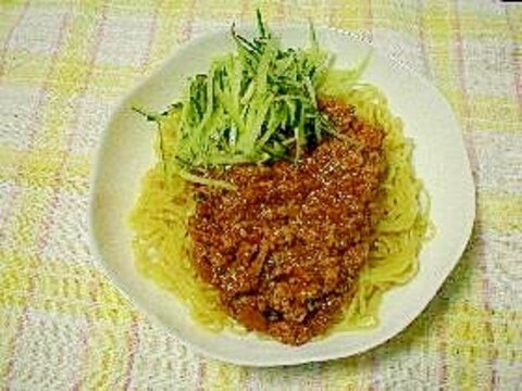 ジャージャー麺